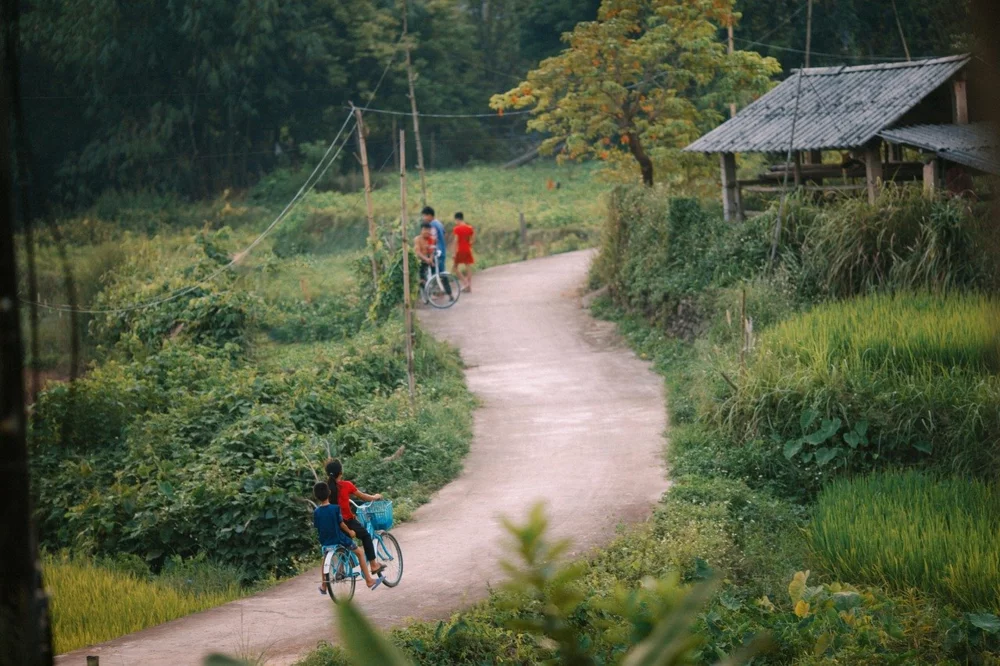 vélo chemin campagne