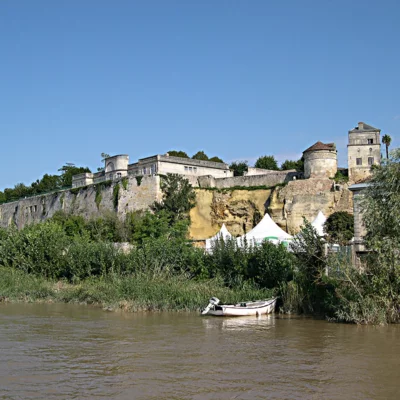 Bourg-sur-Gironde2