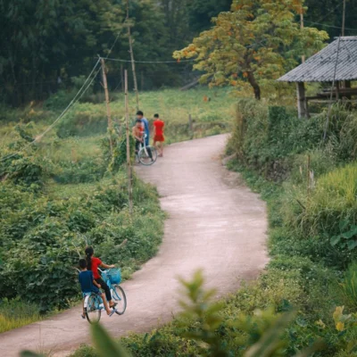 vélo chemin campagne